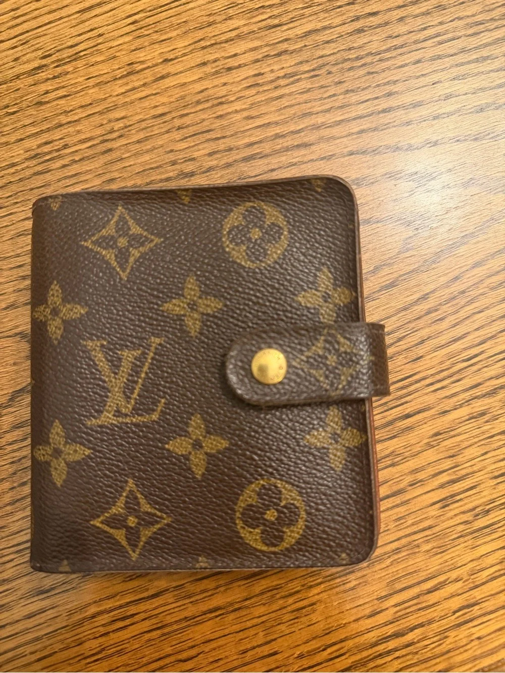 Louis Vuitton Monogram Canvas Zip Compact Wallet-unisex authentic vintage